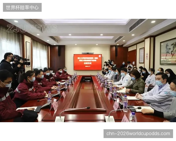 纳松从亚洲返回国家队报到，其时差调整与身体恢复是医疗组重点工作。